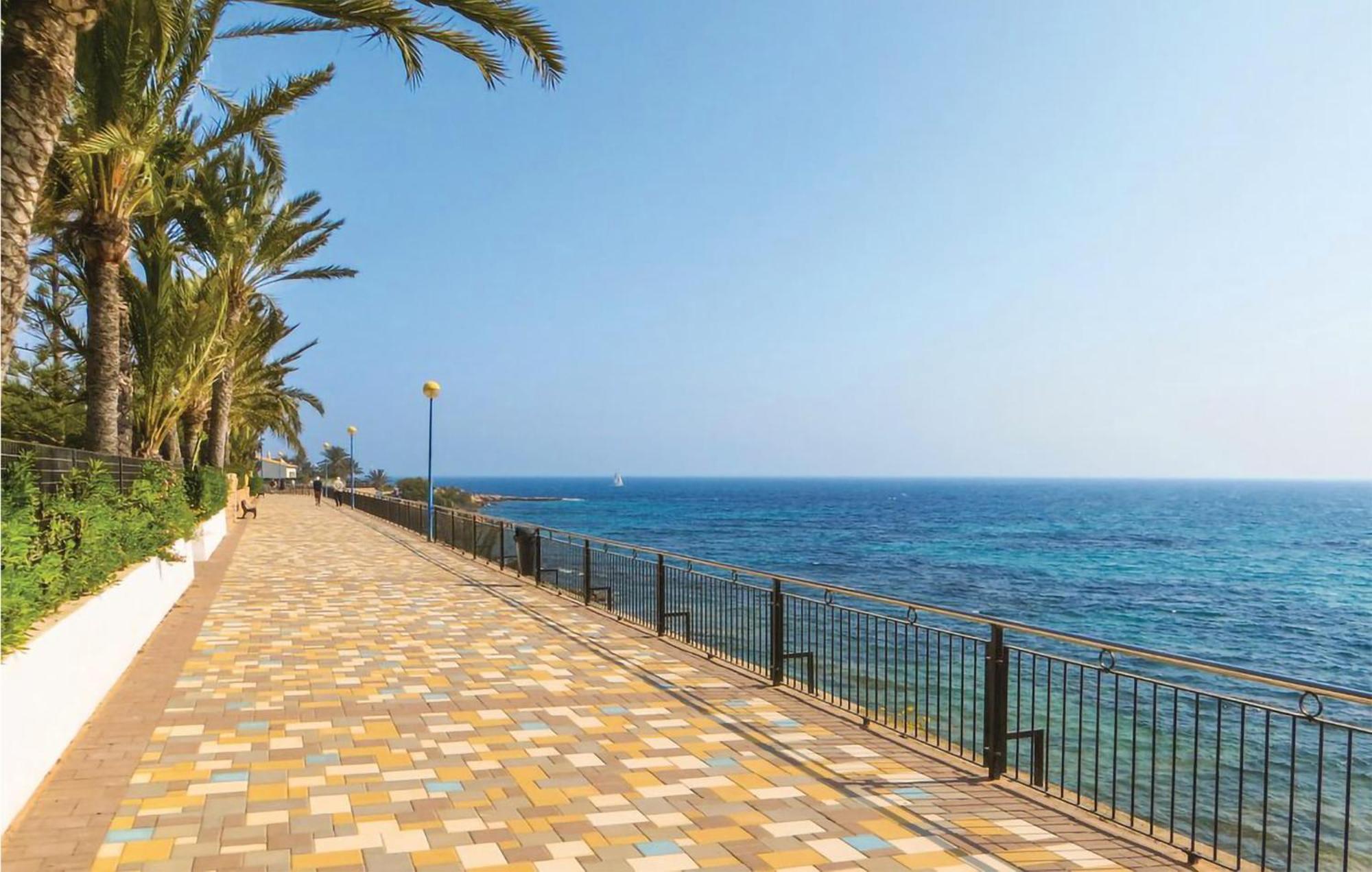 פלאיה פלמנקה Awesome Apartment In Orihuela With Kitchen מראה חיצוני תמונה
